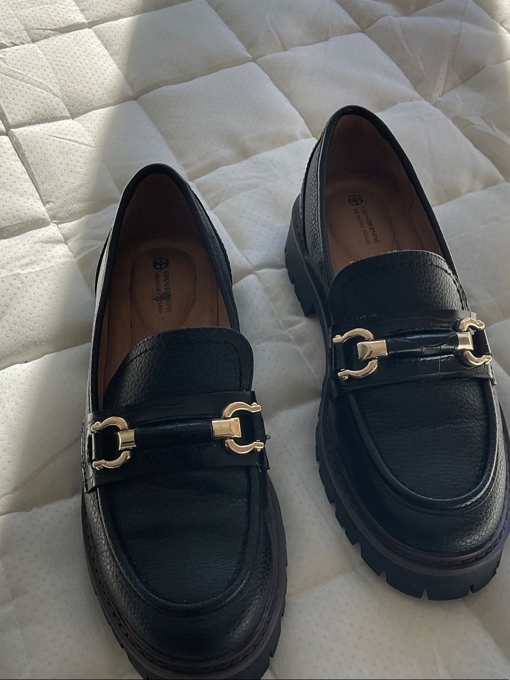 Giani Bernini Black Leather Bit Loafers with Gold Hardware
